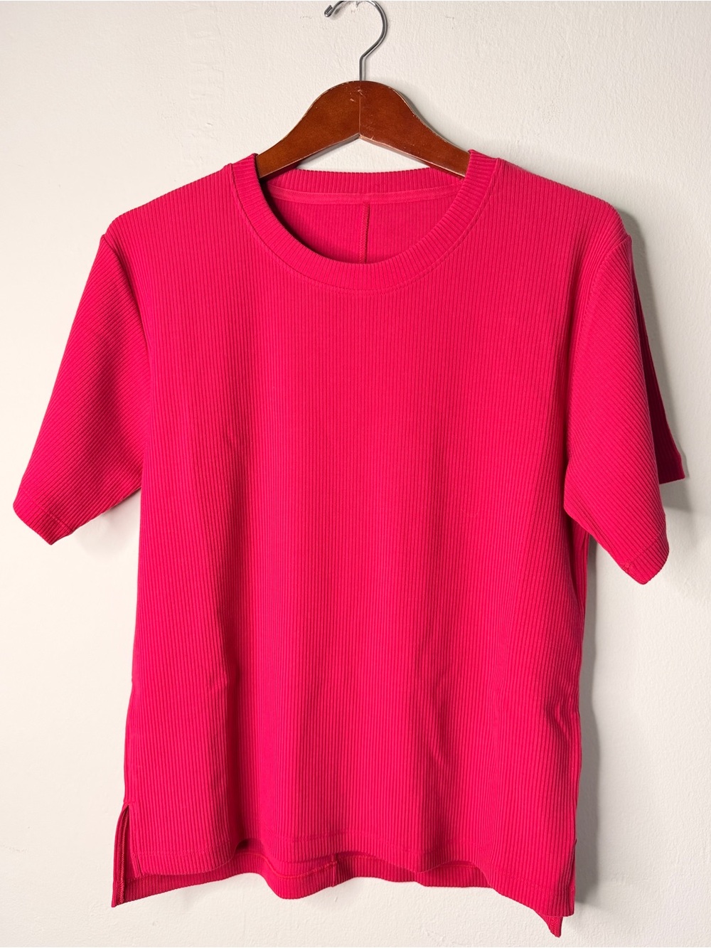 Woolx Delia Merino Wool Ribbed Short Sleeve Top Size Small Pink/Poppy Spark NWT